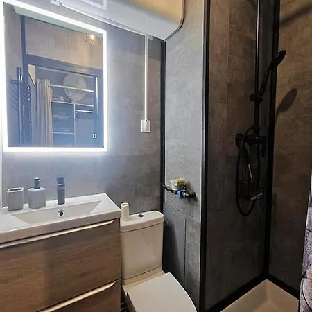 Апартаменты For 2 People *