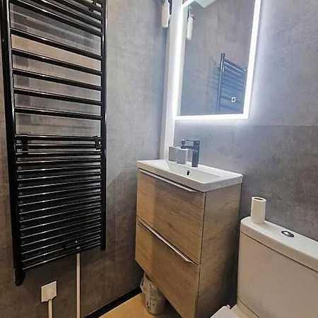 Апартаменты For 2 People Гренобль